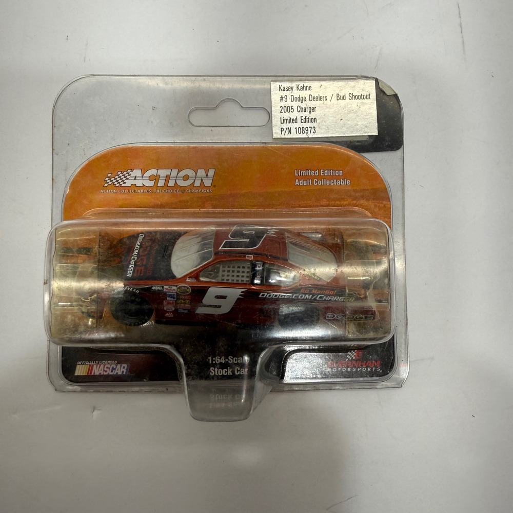Action Kasey Kahne #9 Dodge Dealers 2005 Charger 1:64 Diecast Stock Car 108973